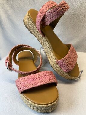 Old Money Vibe Polo Ralph Lauren braided pink raffia flatform espadrille sandals